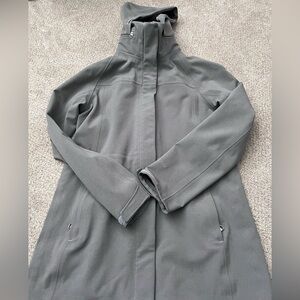 Women’s small grey The North Face apex flex jacket